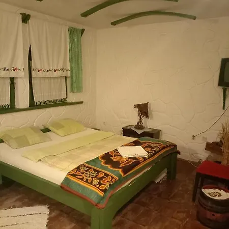 ホテル Bumbar Etno Dvorac Tekija (Sumadija)