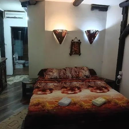 Bumbar Etno Dvorac ホテル Tekija (Sumadija)